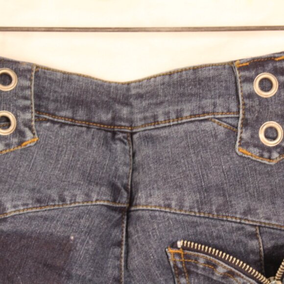 Vintage Revolt Jean Co. Designer Stretch Jeans - Picture 9 of 12